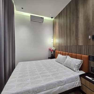 Miete eines modernen Eckhauses im Stadtteil Hai Chau, Da Nang, Vietnam